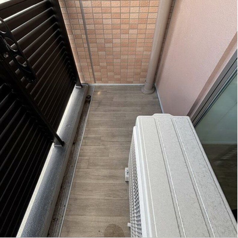 バルコニー　バルコニー