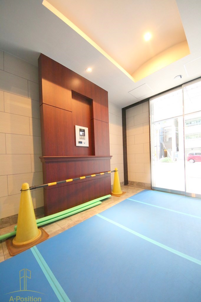 エントランス　スプランディッド堀江