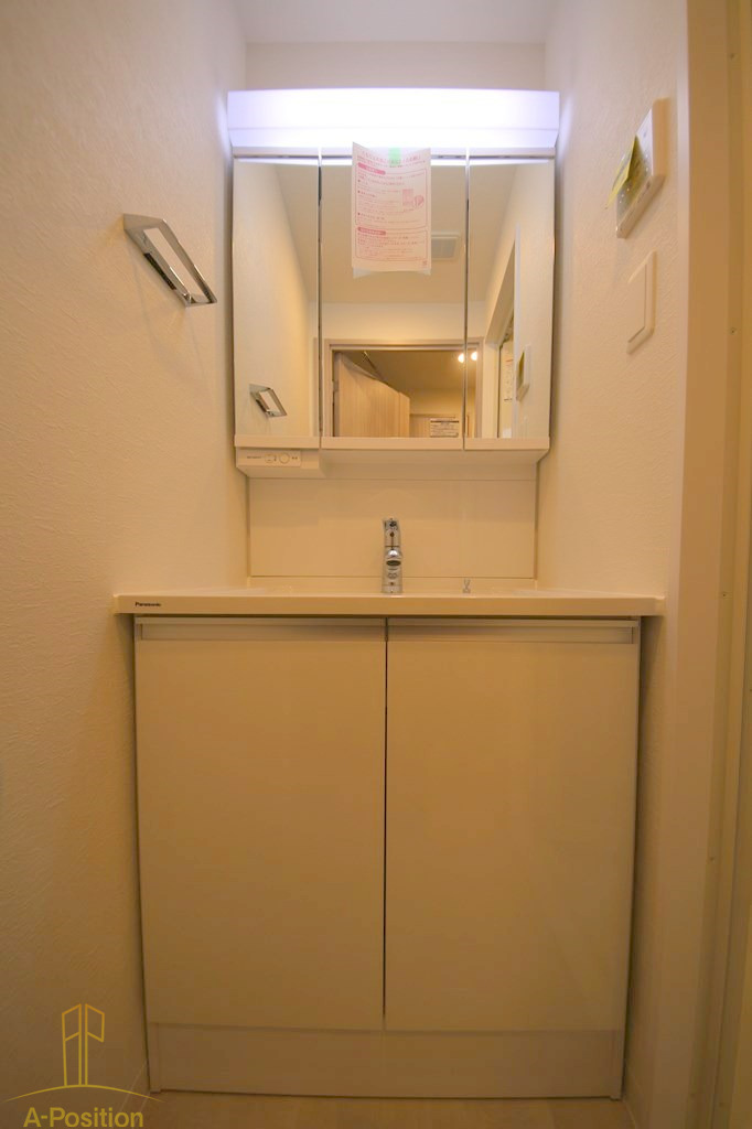 洗面設備　スプランディッド堀江