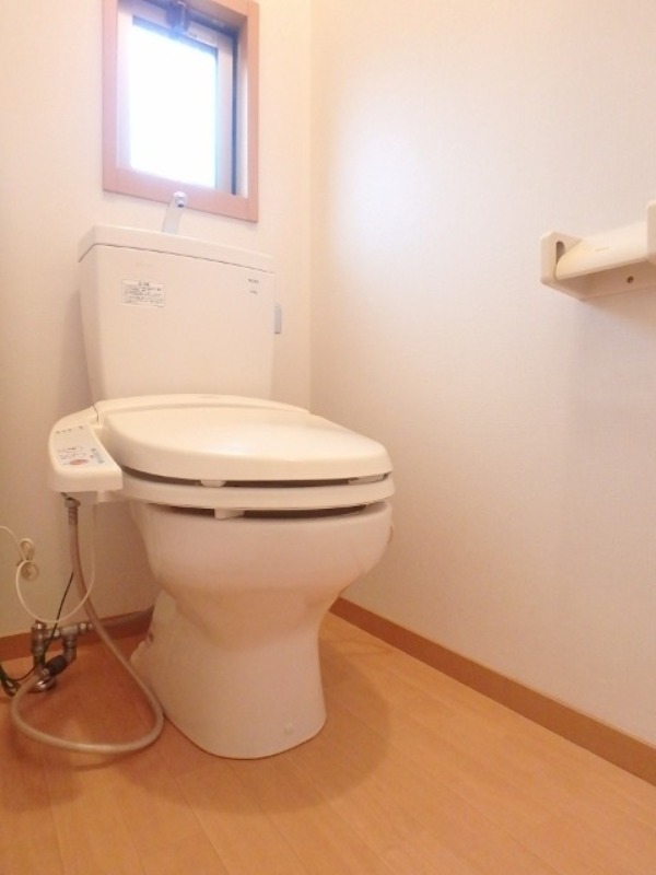 トイレ　図面と現状に相違がある場合には現状を優先