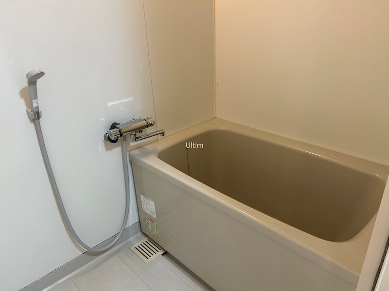 バス・シャワールーム　別のお部屋のお写真です。ご参考までに。