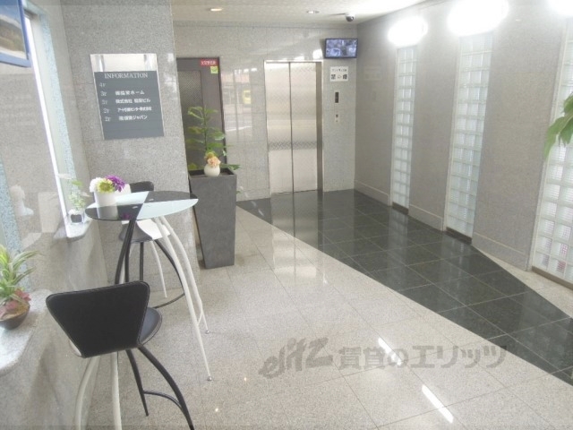 ロビー　ロビー