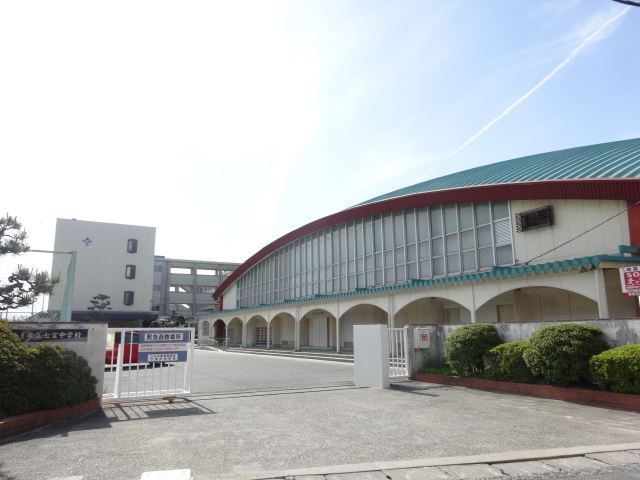 中学校　あま市立七宝中学校（中学校）まで2096m