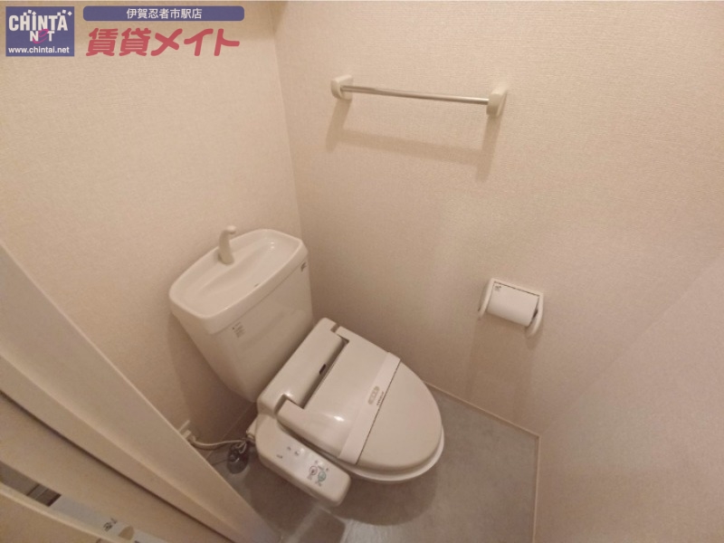 トイレ　同物件別室写真