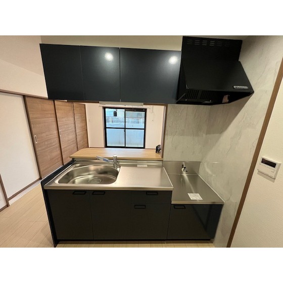 キッチン　同タイプ別物件の写真です。実際とは異なります。