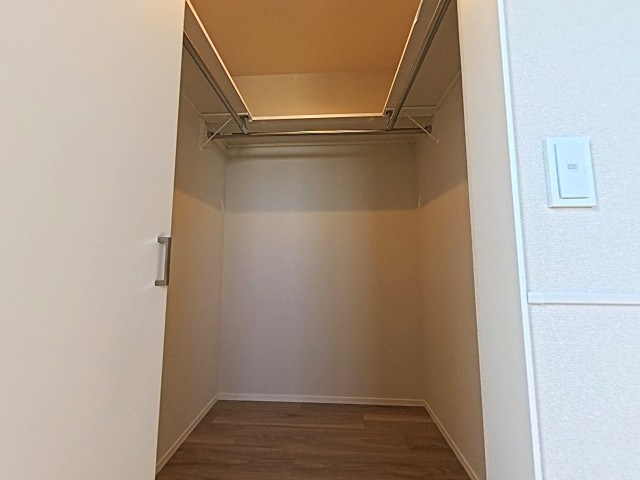 収納　ウォークインクローゼット
