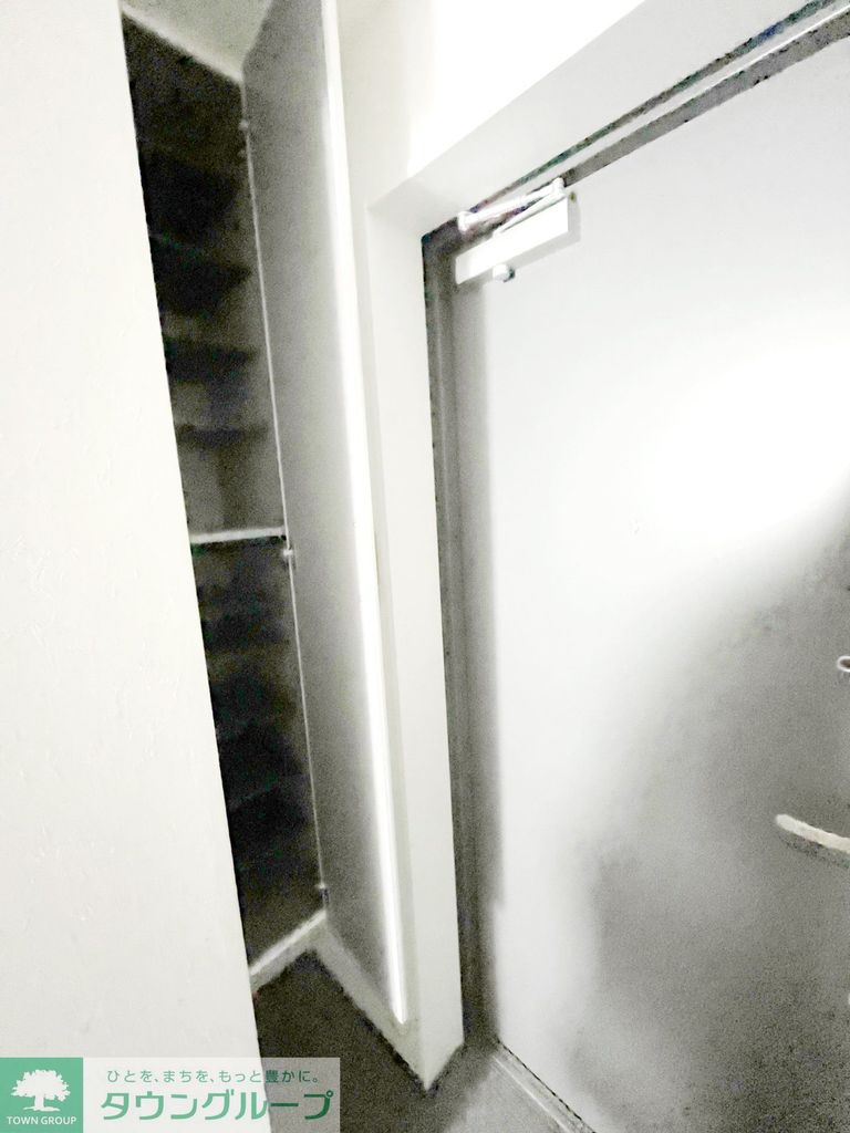 収納　バルコニー