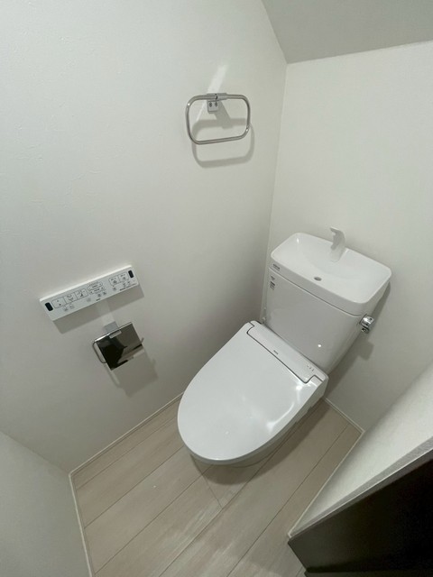 トイレ　トイレ