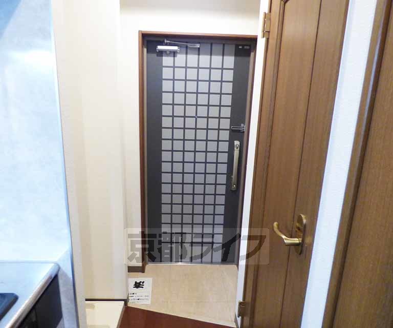 玄関　玄関です。