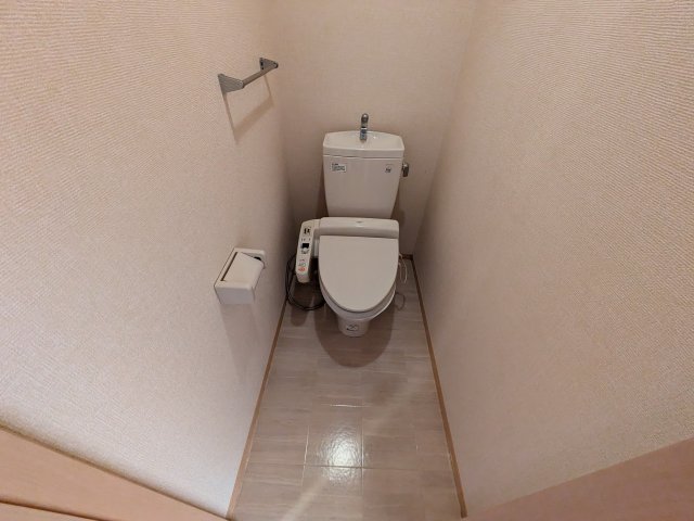 トイレ　シャワー付トイレ