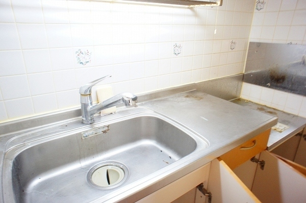 キッチン　※別号室の部屋