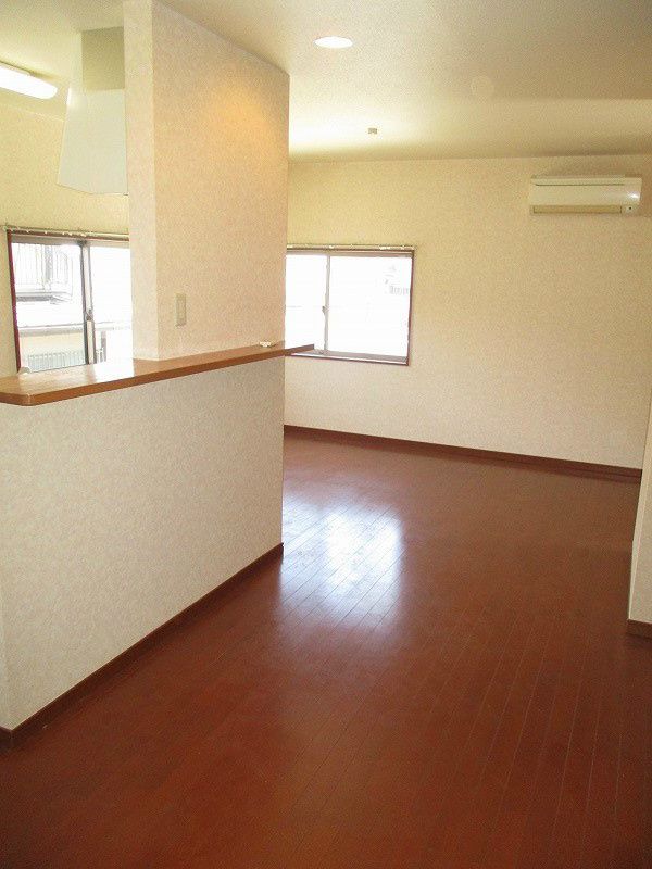 居室・リビング　別室参照