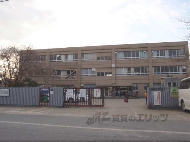 小学校　岡屋小学校（小学校）まで1100m