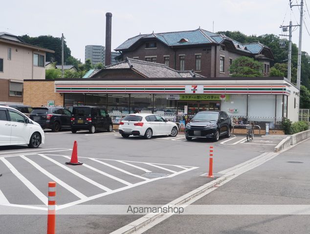 コンビニ　セブンイレブン（コンビニ）まで400m