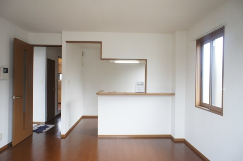 居室・リビング　図面と現状に相違がある場合には現状を優先