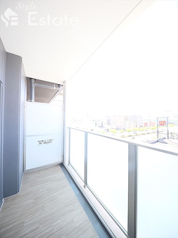 バルコニー　バルコニー