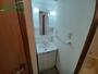 洗面設備　別部屋同型タイプです。