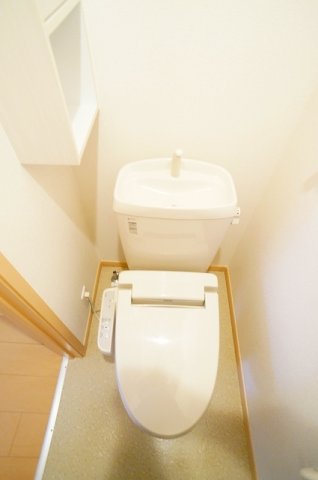 トイレ　シンプルで使いやすいトイレです