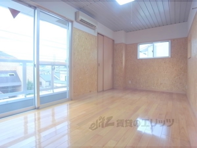 居室・リビング　洋室