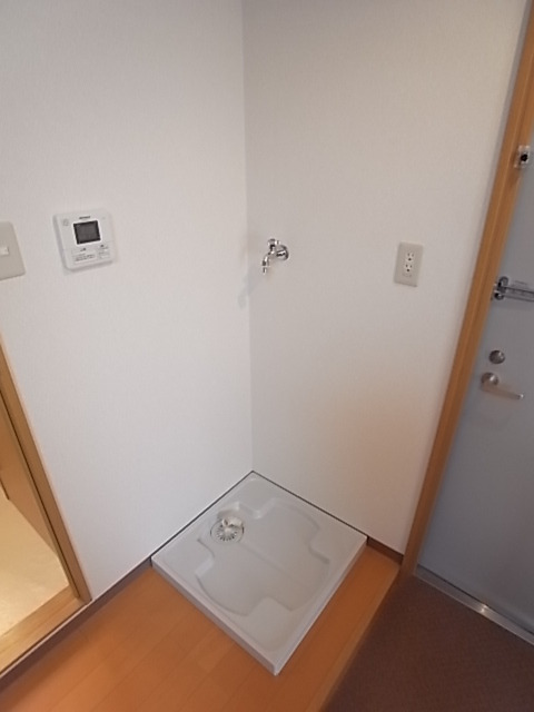 その他　室内洗濯機置き場付きです。