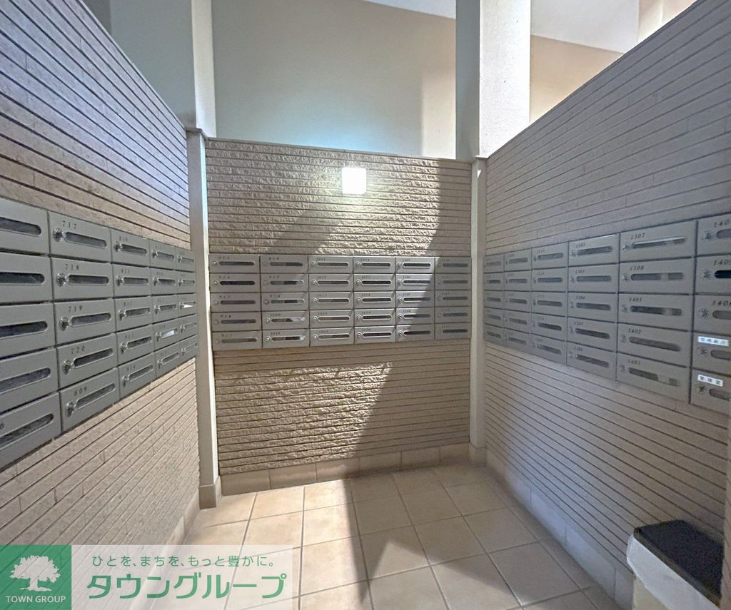 ロビー　メールボックス