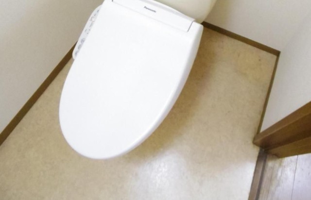 トイレ　他部屋参考。