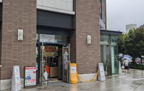 コンビニ　セブンイレブン中目黒アトラスタワー店（コンビニ）まで966m