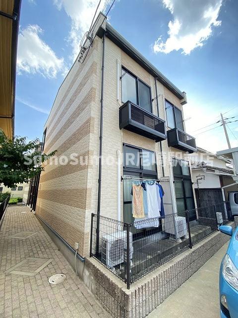 建物外観　落ち着いた雰囲気の外観です