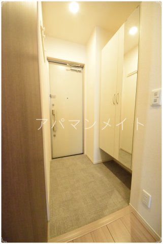 玄関　シンプルで使いやすい玄関です