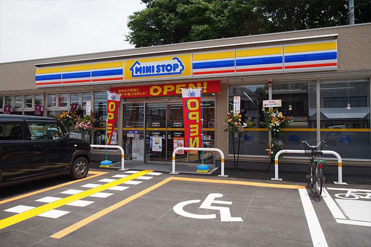 コンビニ　ミニストップ 明石鷹匠町店（コンビニ）まで212m