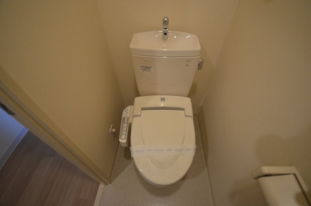 トイレ　別号室の写真です