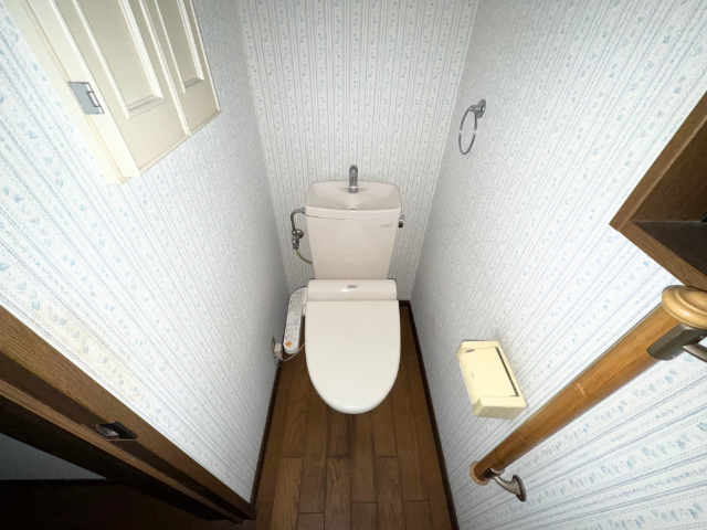 トイレ　※クリーニング前