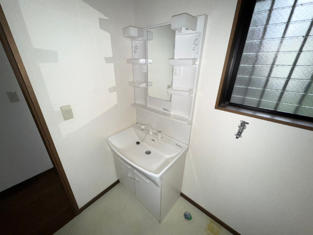 洗面設備　※クリーニング前