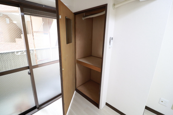 収納　※別号室の写真です