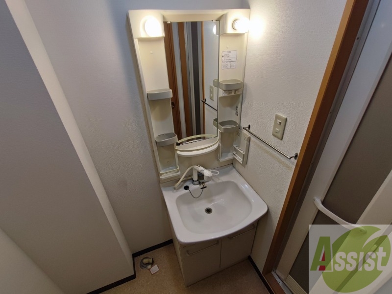 洗面設備　シャンプードレッサーで身支度もラクラクです！