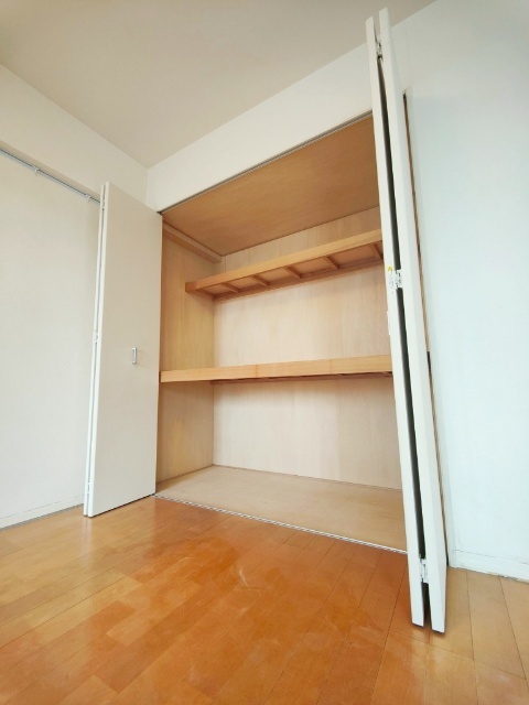 収納　リフォーム前
