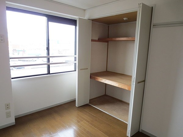 収納　同建物の別室の物となります。