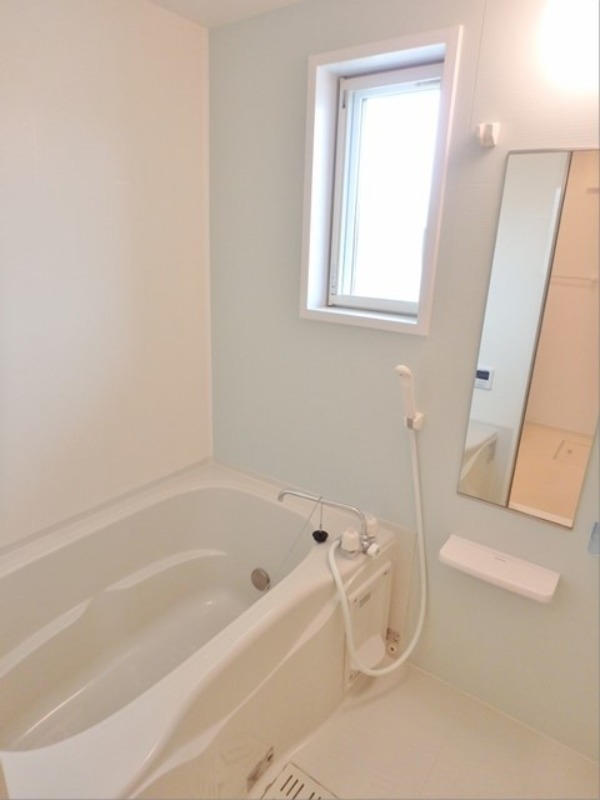 バス・シャワールーム　図面と現状に相違がある場合には現状を優先