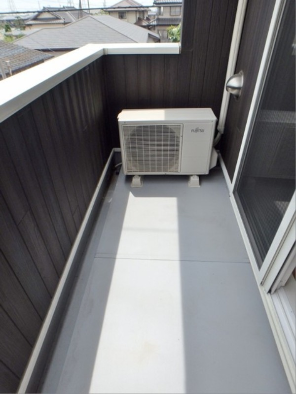 バルコニー　図面と現状に相違がある場合には現状を優先