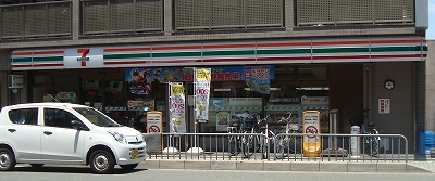 コンビニ　セブンイレブン 京都烏丸丸太町西店（コンビニ）まで74m