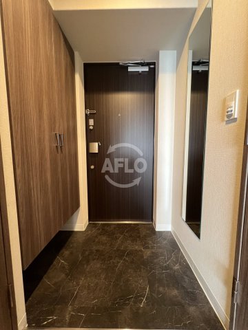 玄関　ミラージュパレス難波グランツ　玄関