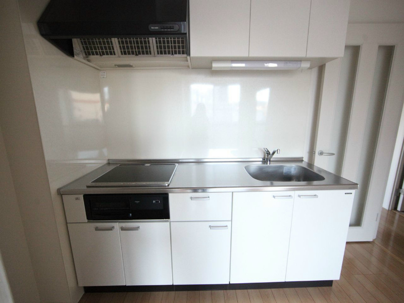 キッチン　システムキッチン（ＩＨ3口・グリル付）