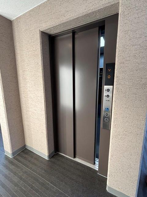 その他　エレベーター