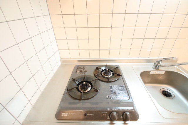 キッチン　※別部屋参考写真、現況優先です※