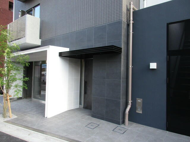 エントランス　2016年8月撮影