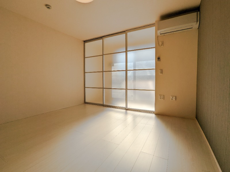 居室・リビング　図面と現状に相違がある場合には現状を優先