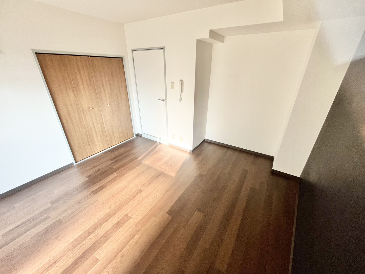 居室・リビング　当店管理物件につき、内覧希望はアパマンショップ上新庄店まで！