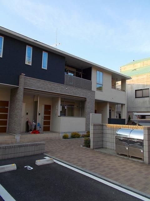 エントランス　☆外観☆