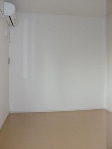 その他部屋・スペース　☆洋室６帖☆