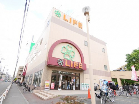 スーパー　ライフ　経堂店（スーパー）まで266m